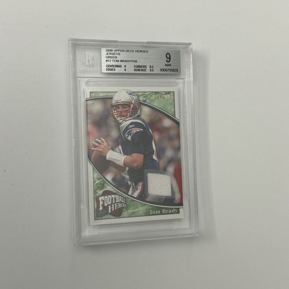 2009 UD FOOTBALL HEROES GAME-USED JERSEY #72 TOM BRADY SERIAL 150 THE GOAT